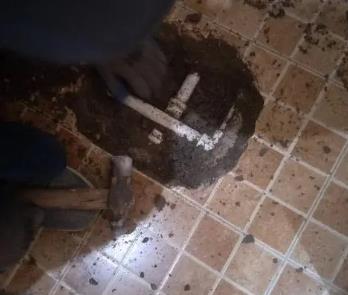 安次卫生间漏水维修公司为您分享下卫生间渗水如何处理及注意事项